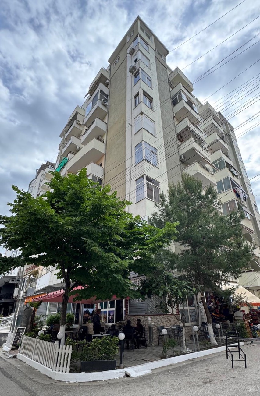 Budova apartmánu